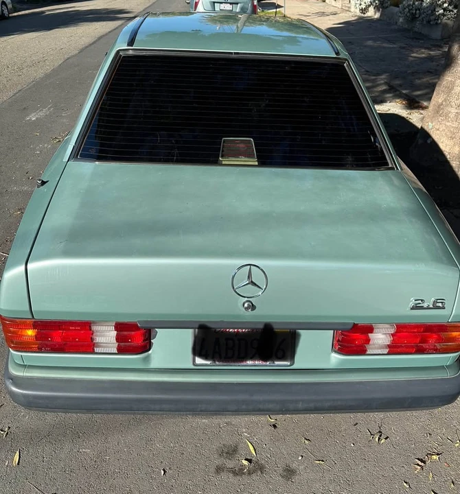 1992 Mercedes-Benz 190E - Image 8 of 10
