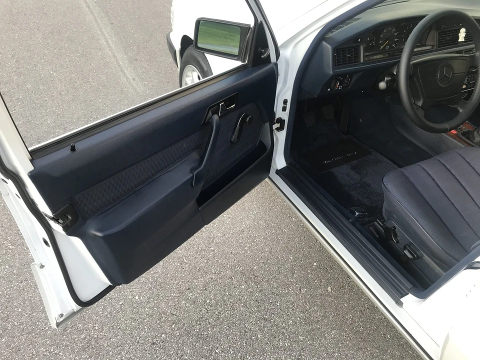 1992 Mercedes-Benz W201 190 - Image 19 of 31