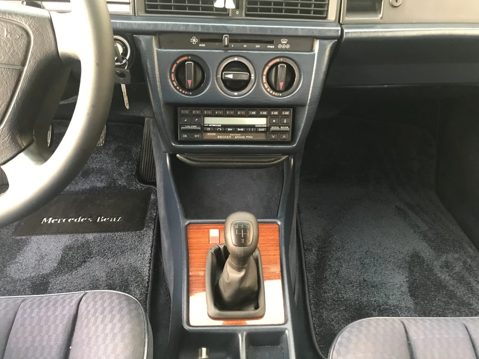 1992 Mercedes-Benz W201 190 - Image 26 of 31