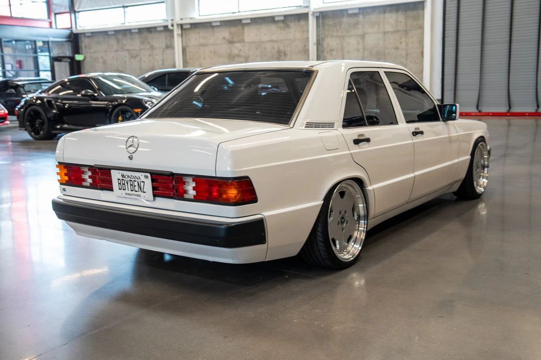 1992 Mercedes-Benz 190E - Image 7 of 31