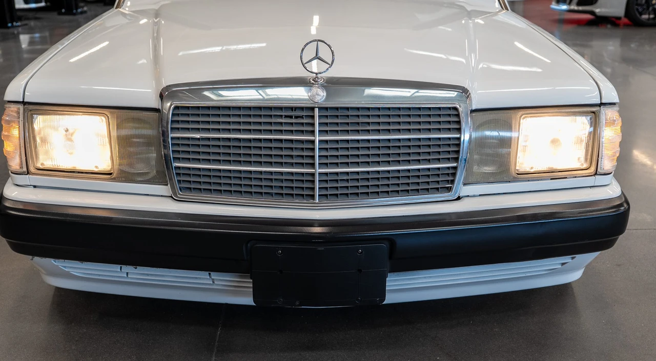 1992 Mercedes-Benz 190E - Image 29 of 31