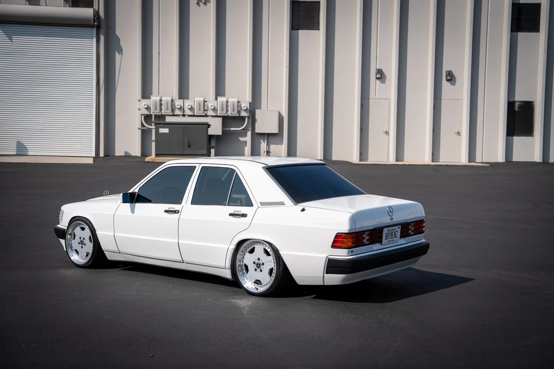 1992 Mercedes-Benz 190E - Image 20 of 31