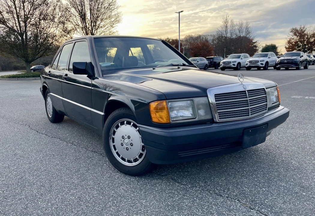 1992 Mercedes-Benz 190E - Image 14 of 31