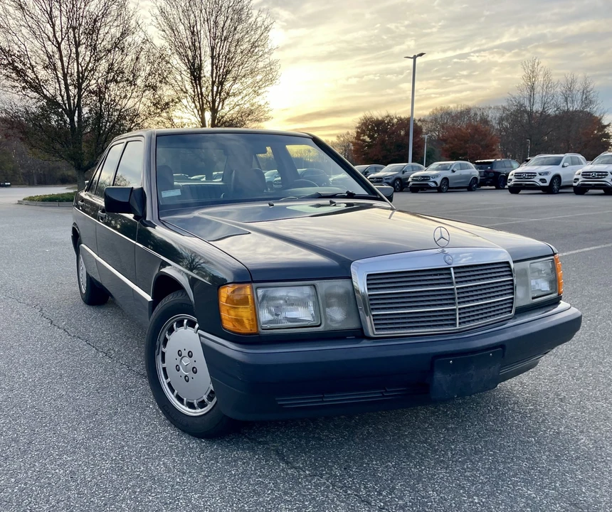 1992 Mercedes-Benz 190E - Image 12 of 31