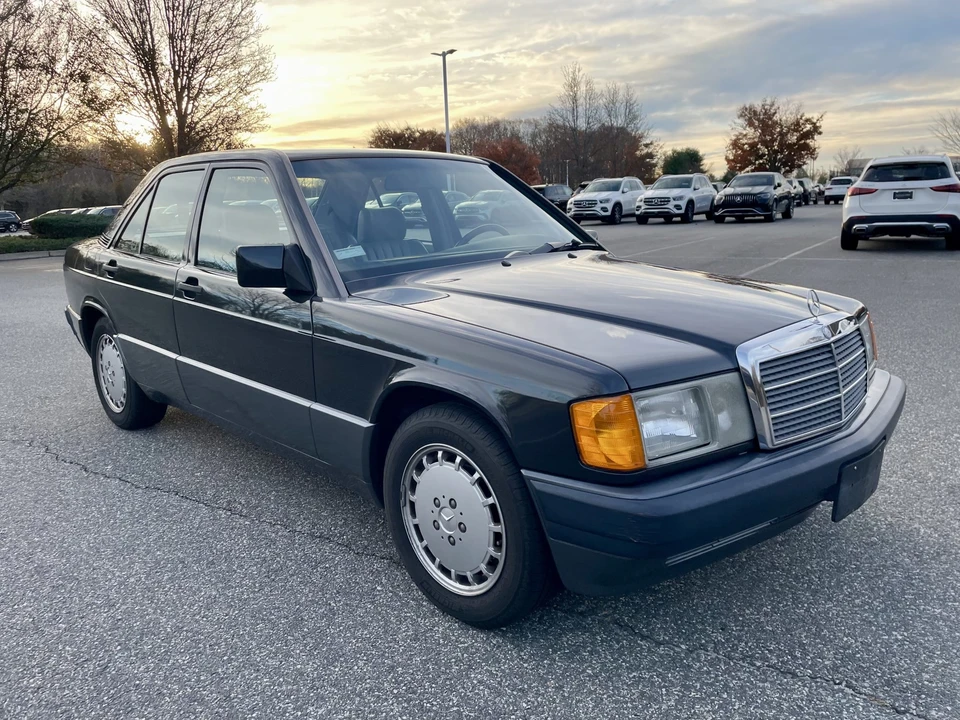 1992 Mercedes-Benz 190E - Image 16 of 31
