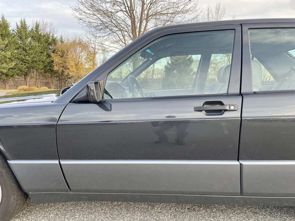 1992 Mercedes-Benz 190E - Image 30 of 31