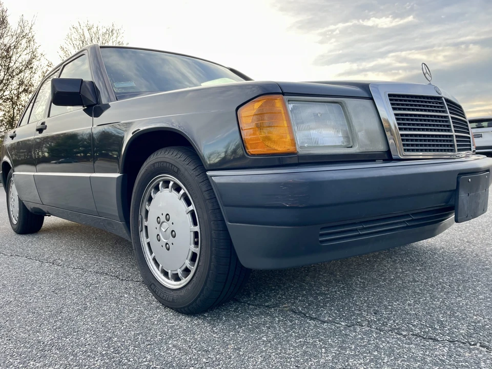 1992 Mercedes-Benz 190E - Image 23 of 31