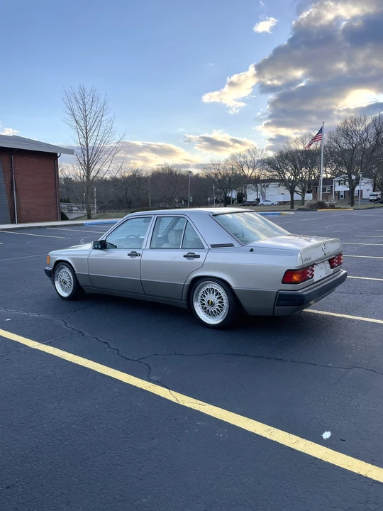 1992 Mercedes-Benz 190E - Image 6 of 31