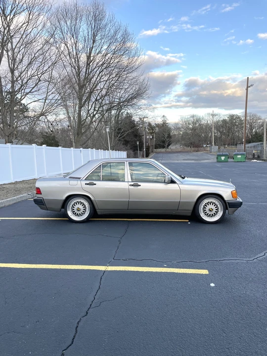 1992 Mercedes-Benz 190E - Image 9 of 31