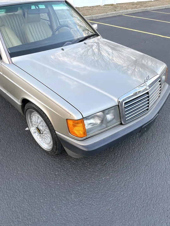 1992 Mercedes-Benz 190E - Image 12 of 31
