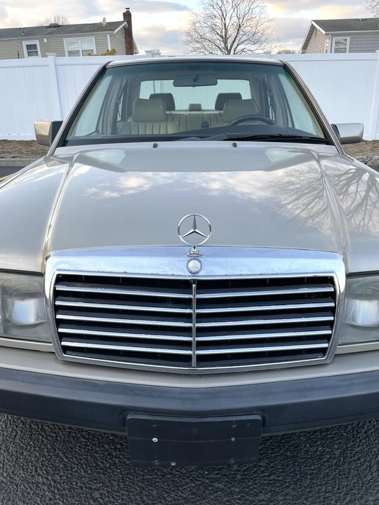 1992 Mercedes-Benz 190E - Image 13 of 31