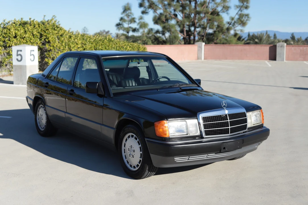 1992 Mercedes-Benz 190E - Image 10 of 31
