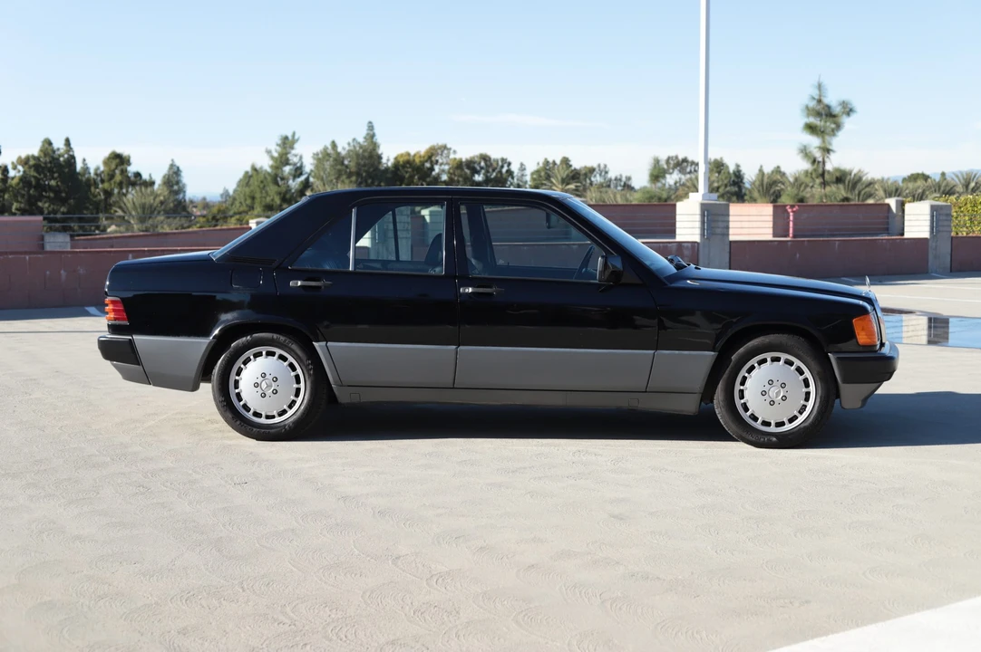 1992 Mercedes-Benz 190E - Image 15 of 31