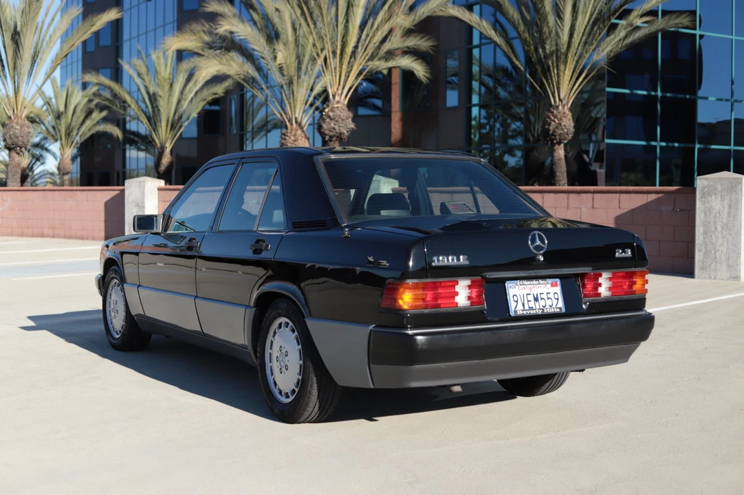 1992 Mercedes-Benz 190E - Image 26 of 31
