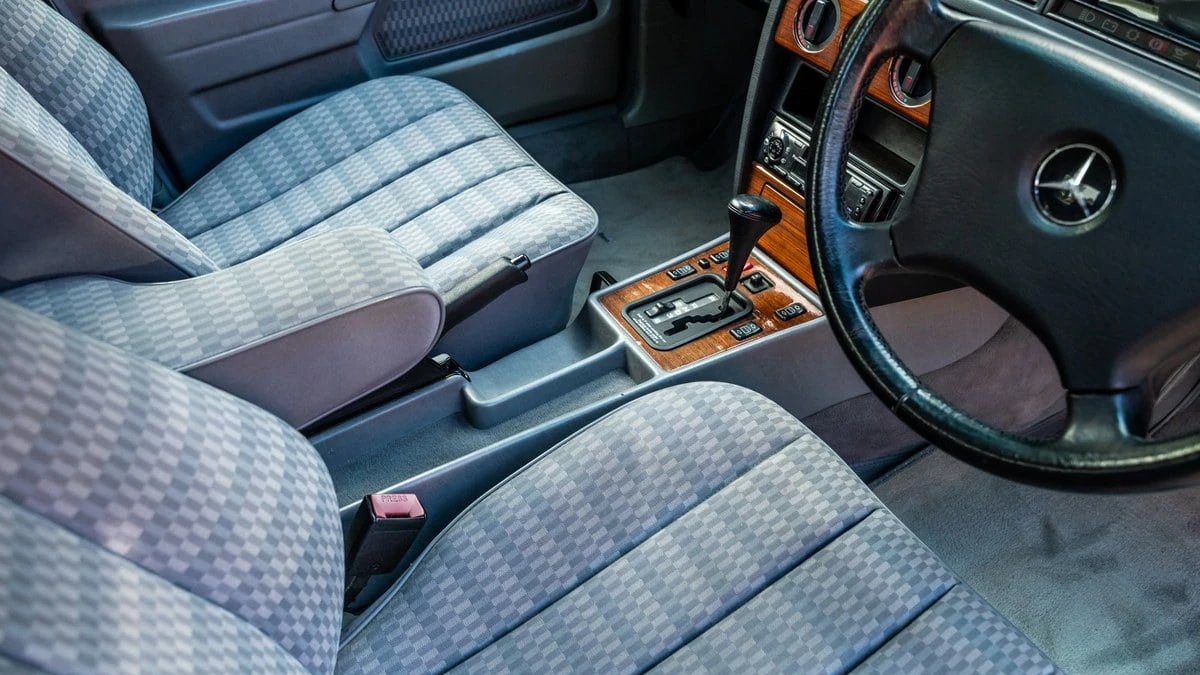 1992 Mercedes-Benz 190E - Image 30 of 30