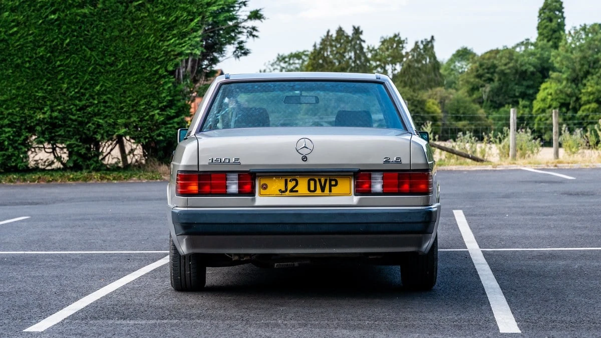1992 Mercedes-Benz 190E - Image 19 of 30