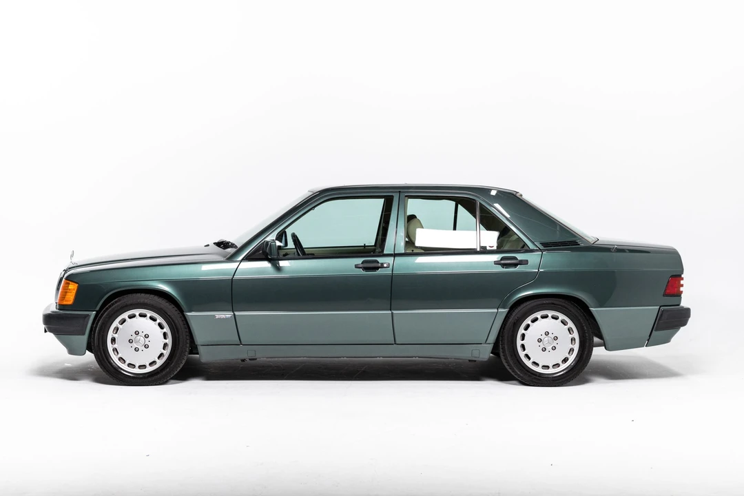 1992 Mercedes-Benz 190E - Image 8 of 31