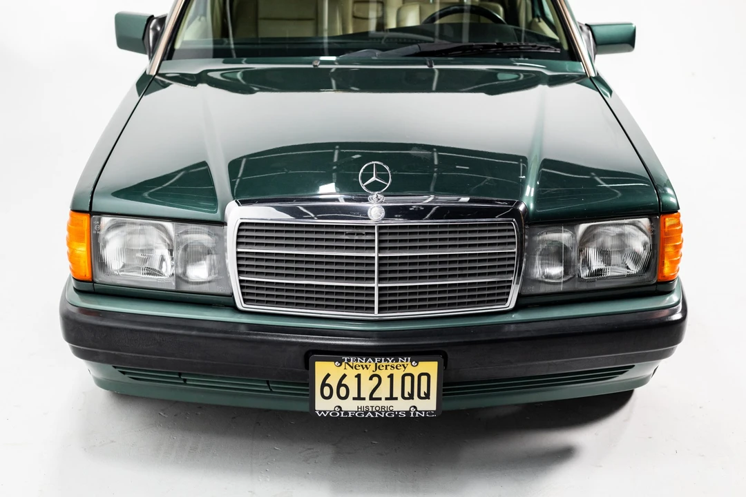 1992 Mercedes-Benz 190E - Image 14 of 31