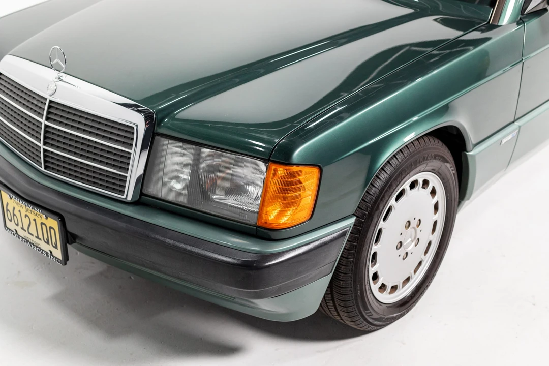 1992 Mercedes-Benz 190E - Image 15 of 31