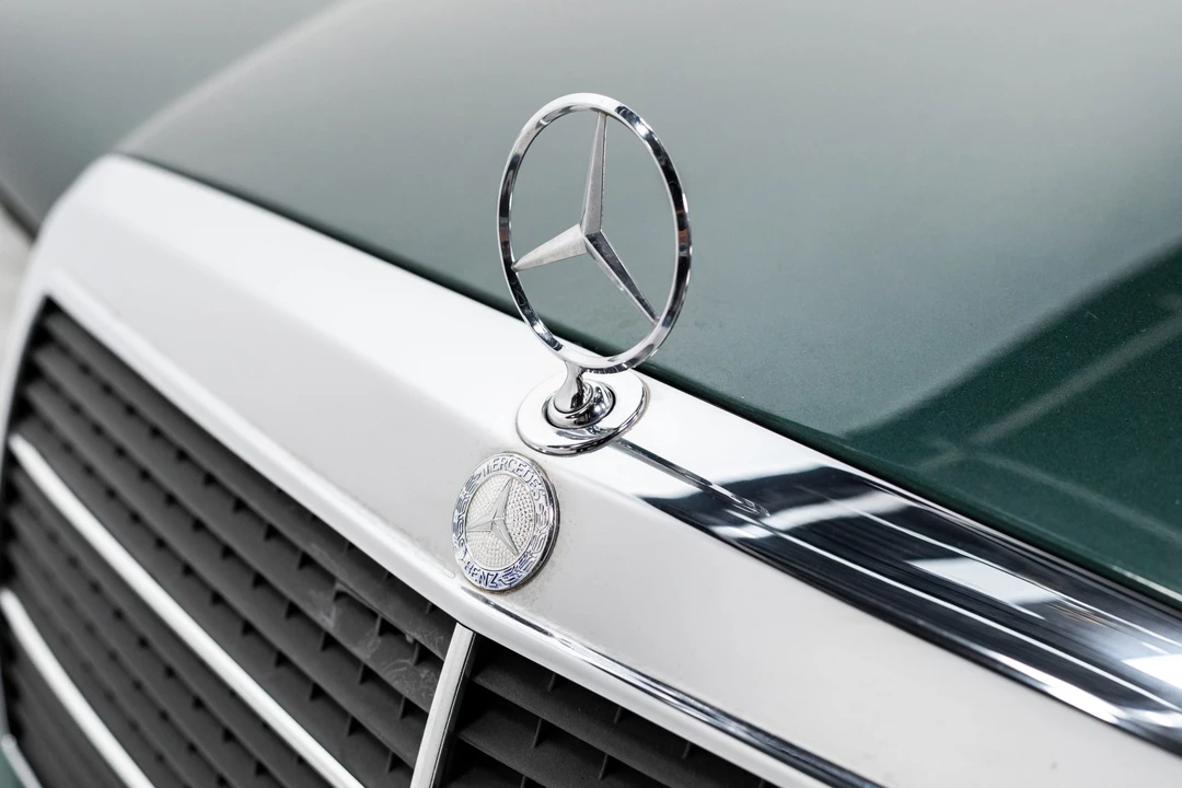 1992 Mercedes-Benz 190E - Image 16 of 31