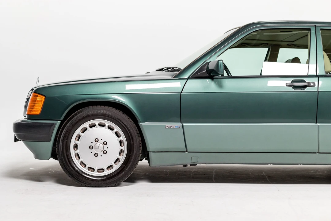 1992 Mercedes-Benz 190E - Image 11 of 31