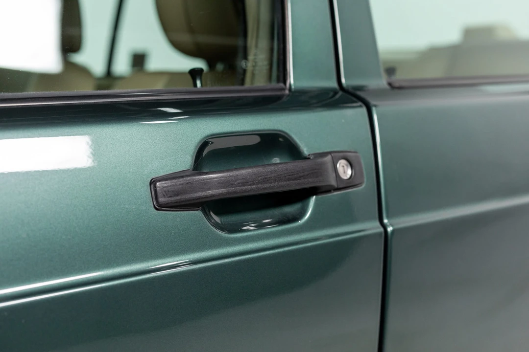 1992 Mercedes-Benz 190E - Image 28 of 31