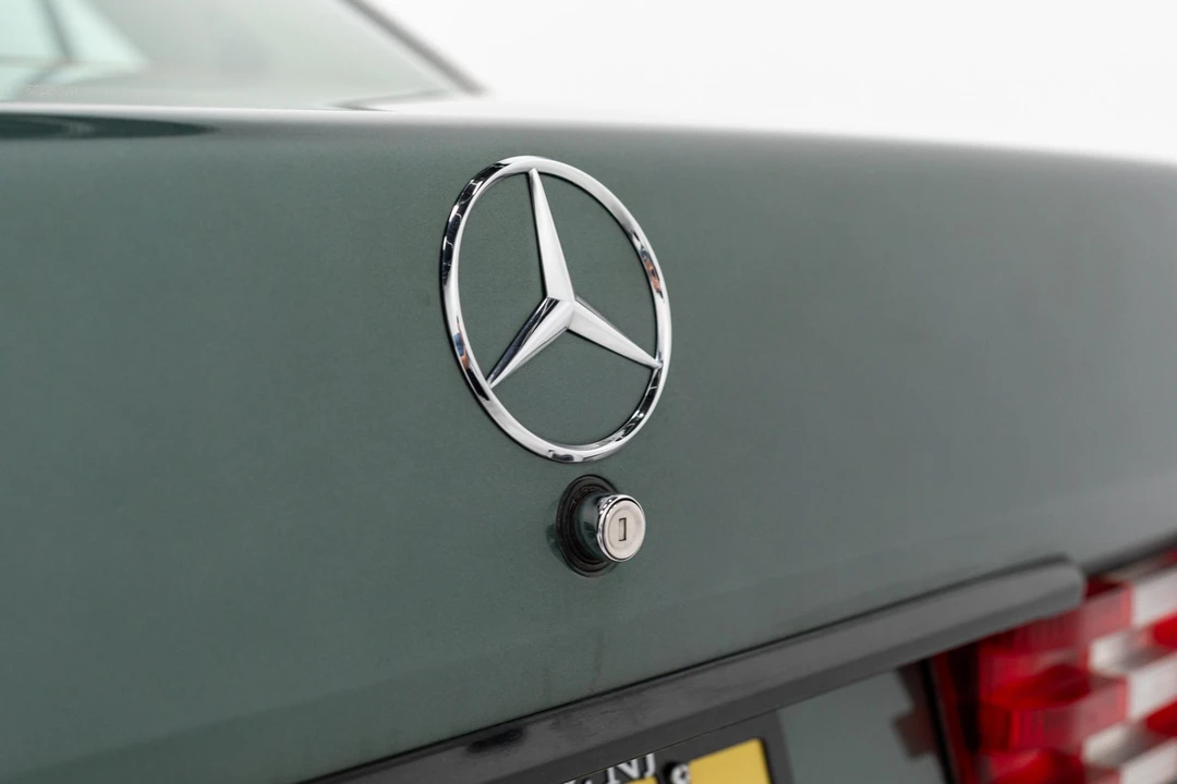 1992 Mercedes-Benz 190E - Image 20 of 31