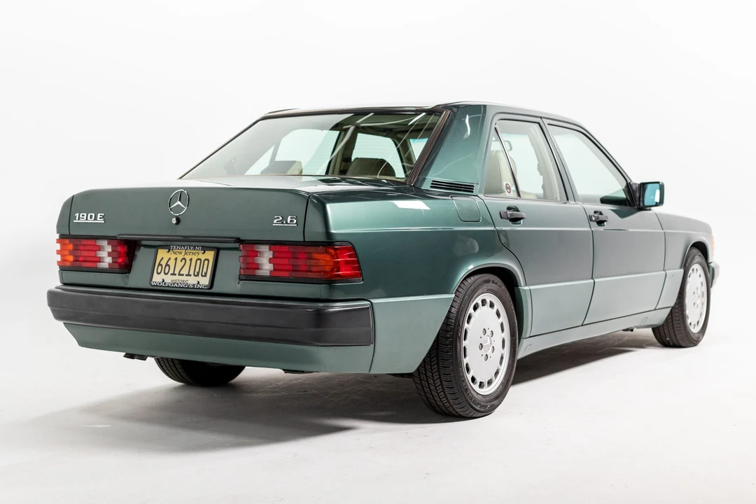 1992 Mercedes-Benz 190E - Image 6 of 31