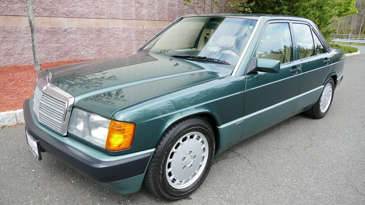1992 Mercedes-Benz 190E - Image 4 of 31