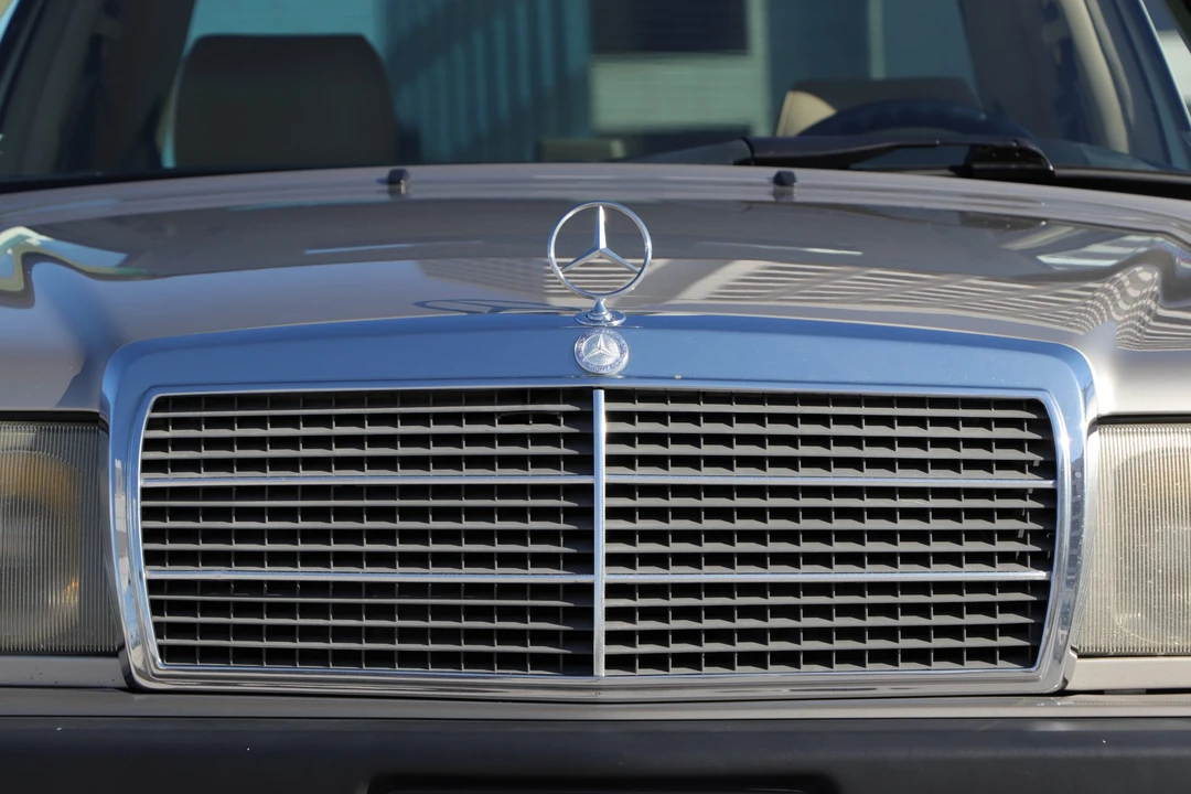 1992 Mercedes-Benz 190E - Image 31 of 31