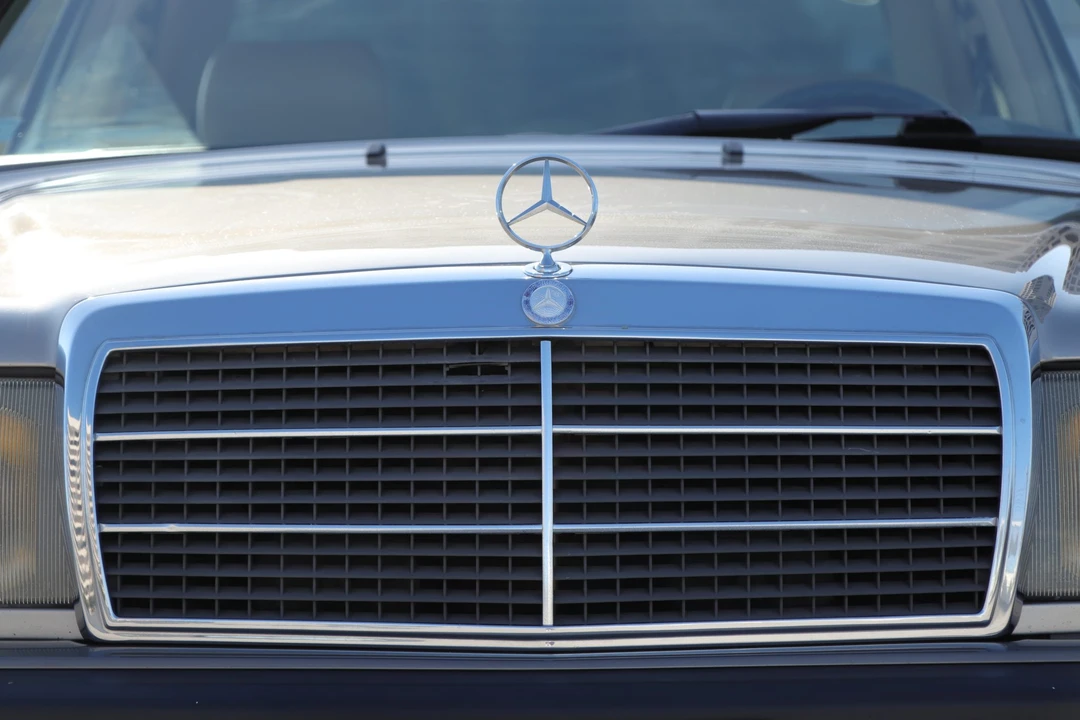 1992 Mercedes-Benz 190E - Image 30 of 31