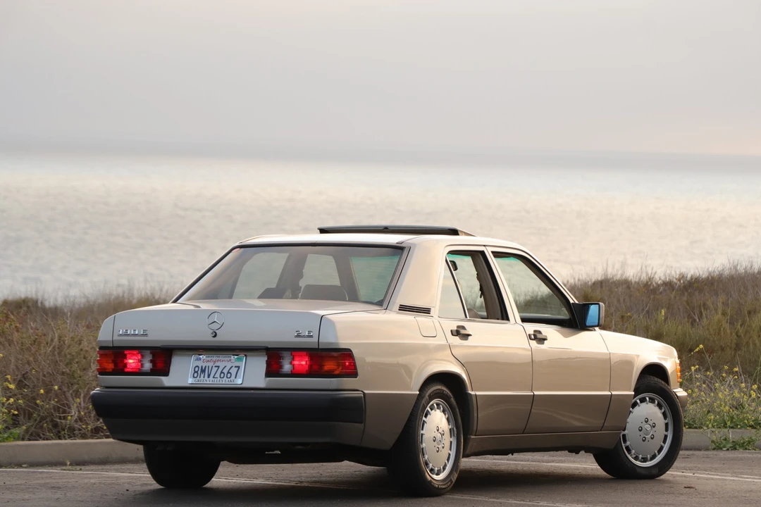 1992 Mercedes-Benz 190E - Image 21 of 31