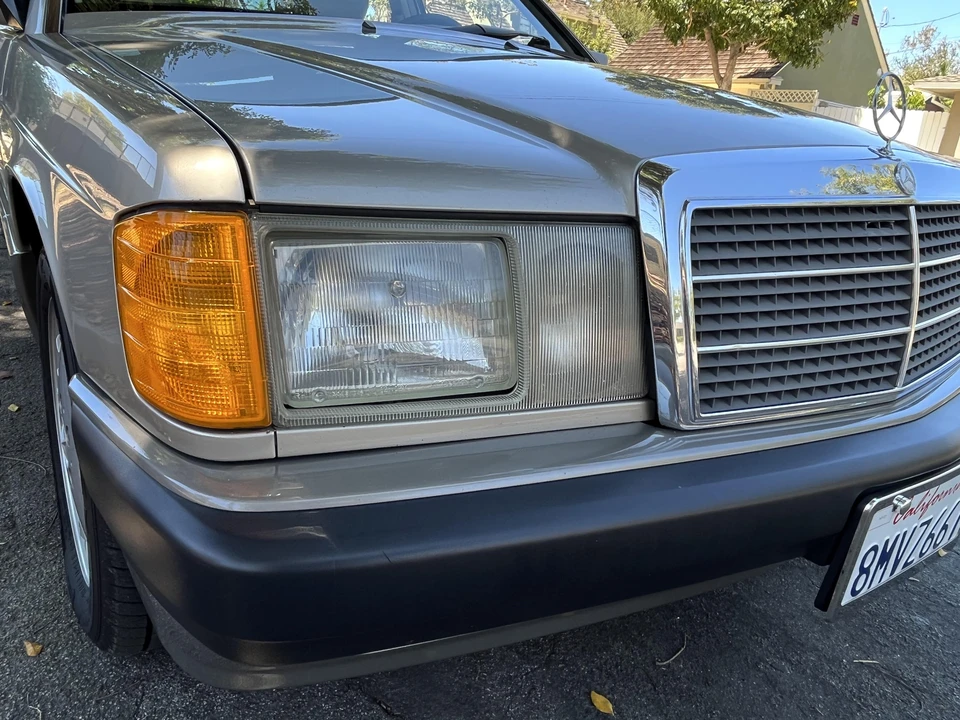 1992 Mercedes-Benz 190E - Image 23 of 31