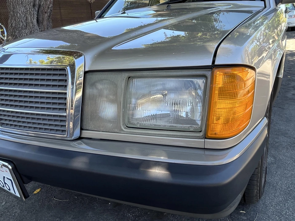 1992 Mercedes-Benz 190E - Image 24 of 31