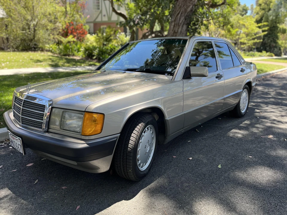 1992 Mercedes-Benz 190E - Image 8 of 31