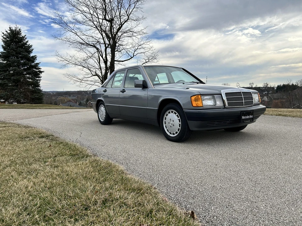 1992 Mercedes-Benz 190E - Image 14 of 31
