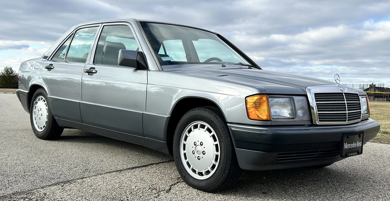 1992 Mercedes-Benz 190E - Image 13 of 31