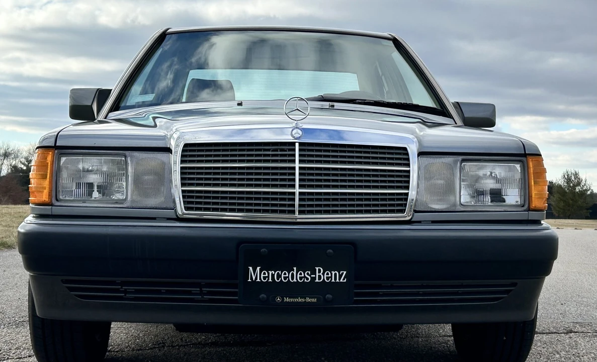 1992 Mercedes-Benz 190E - Image 12 of 31