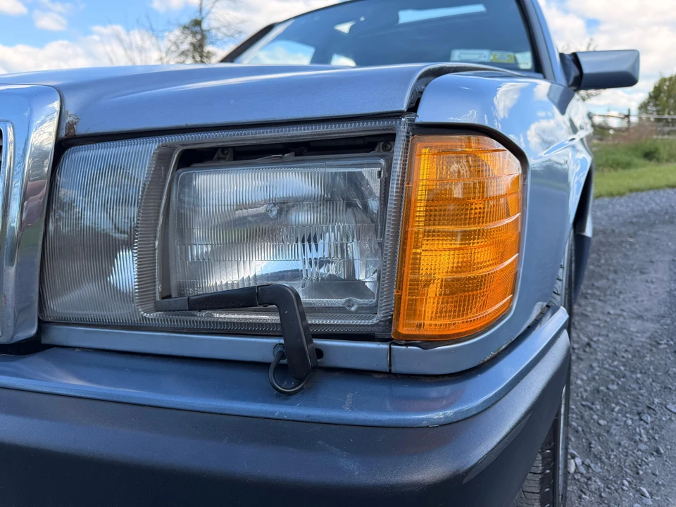 1992 Mercedes-Benz 190E - Image 19 of 31