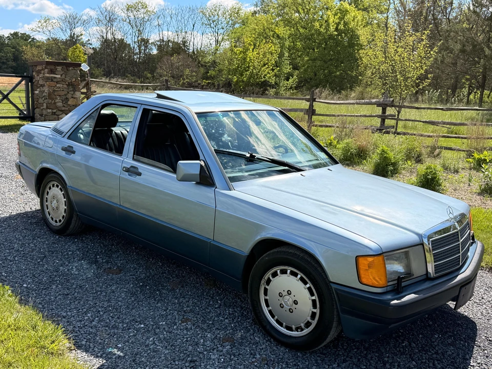 1992 Mercedes-Benz 190E - Image 12 of 31