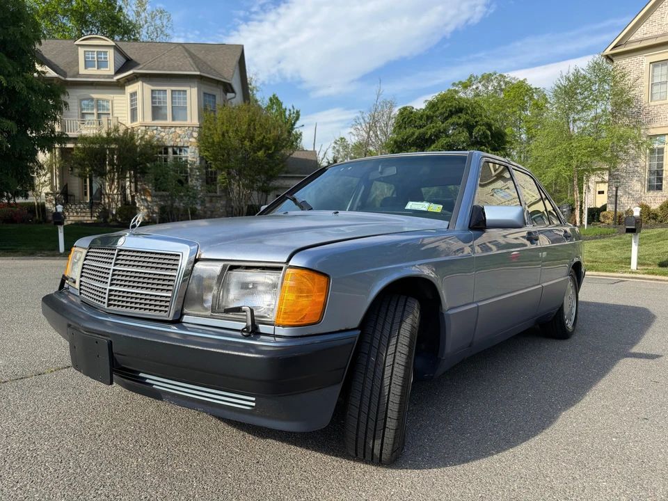 1992 Mercedes-Benz 190E - Image 7 of 31