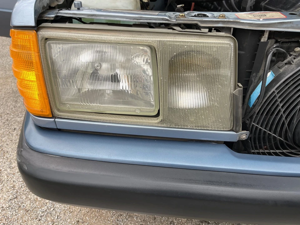1992 Mercedes-Benz 190E - Image 18 of 31