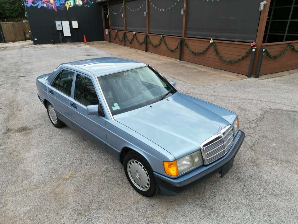 1992 Mercedes-Benz 190E - Image 10 of 31