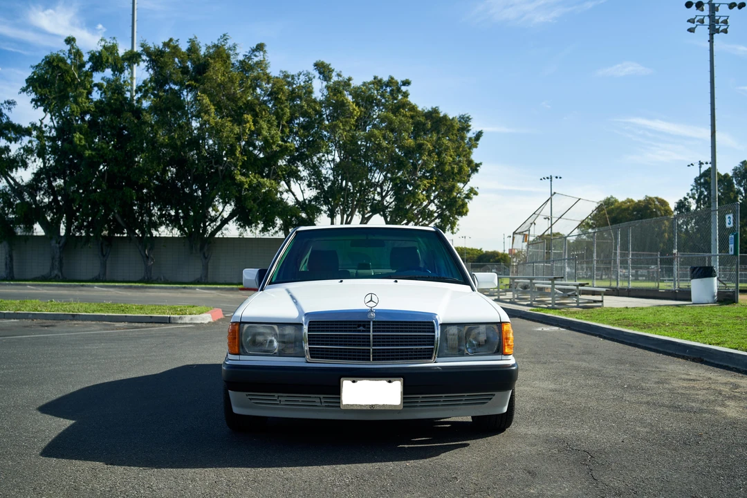1992 Mercedes-Benz 190E - Image 6 of 30