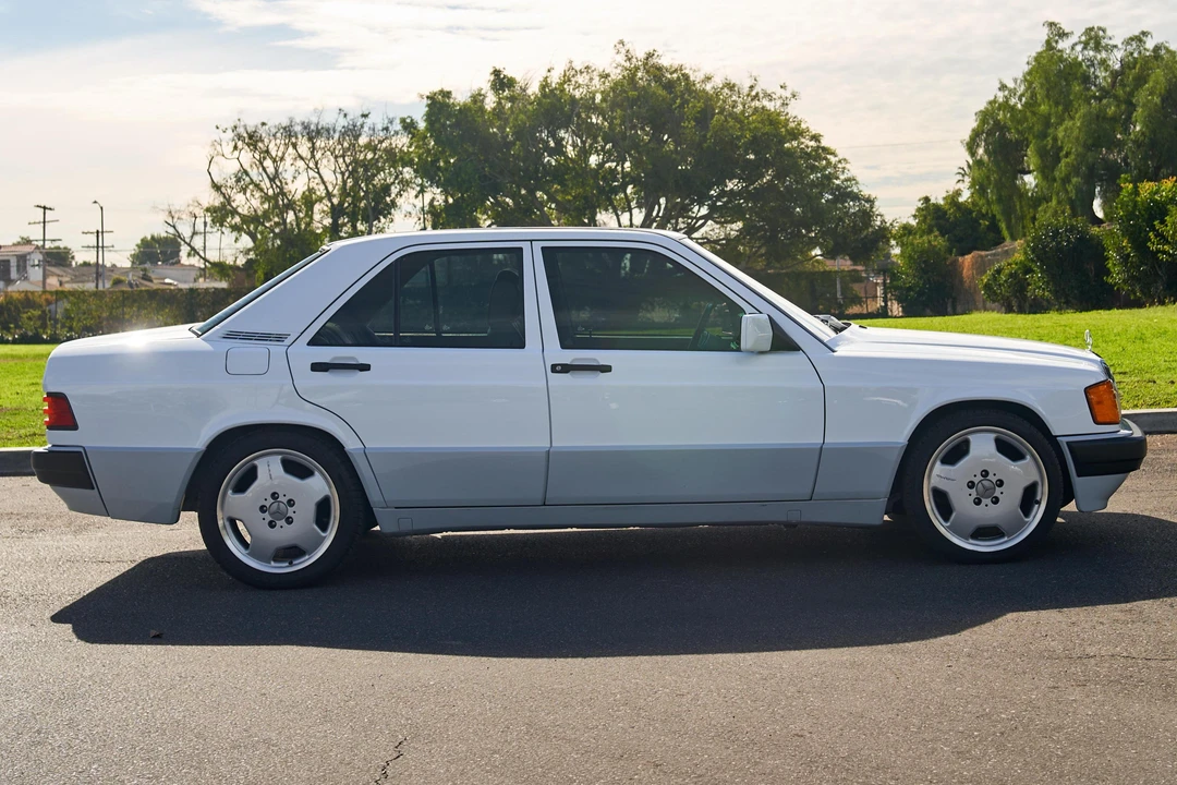 1992 Mercedes-Benz 190E - Image 3 of 30