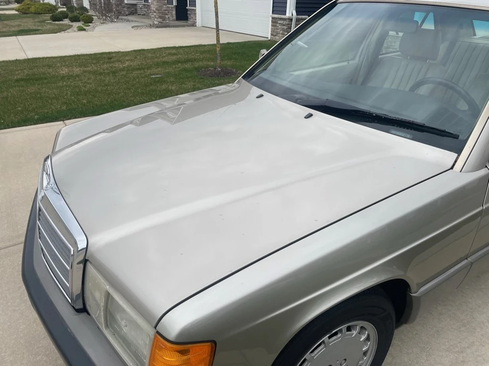 1992 Mercedes-Benz 190E - Image 12 of 31