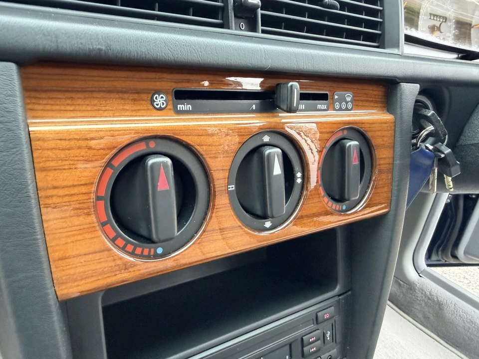 1992 Mercedes-Benz 190E - Image 8 of 30