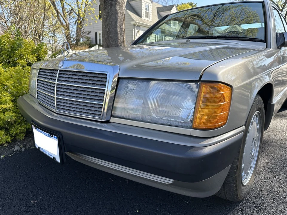 1992 Mercedes-Benz 190E - Image 8 of 31