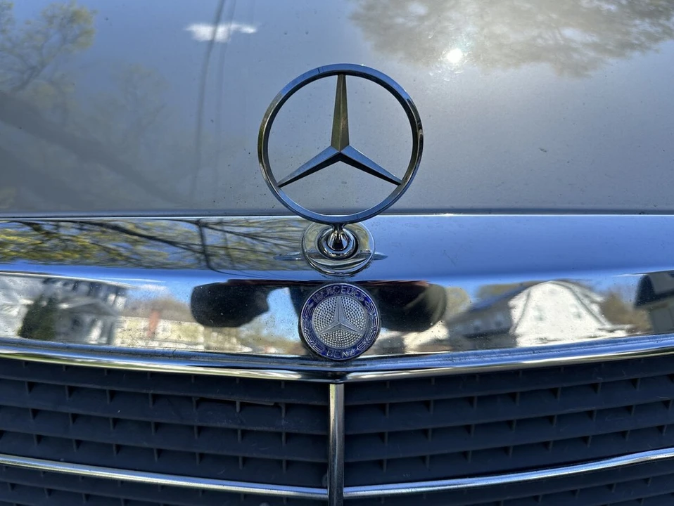1992 Mercedes-Benz 190E - Image 10 of 31