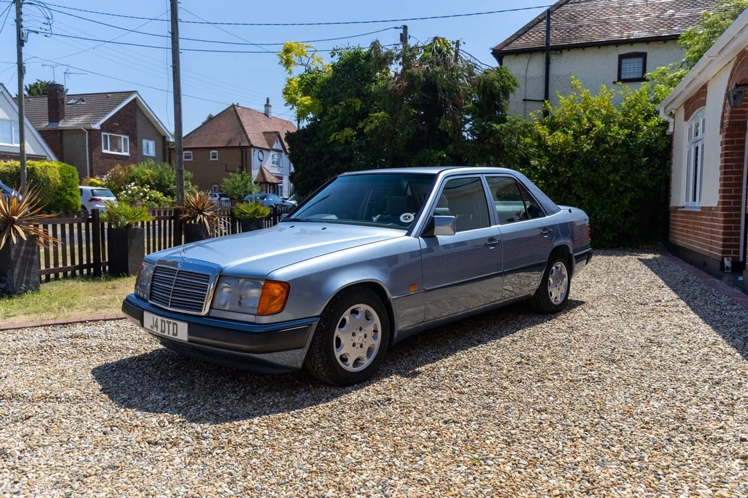 1992 Mercedes-Benz W124 E-Class - Image 5 of 30